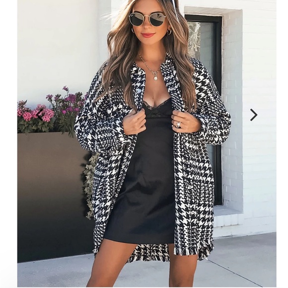 Stitch + Feather Robin Herringbone Shacket - Picture 3 of 5